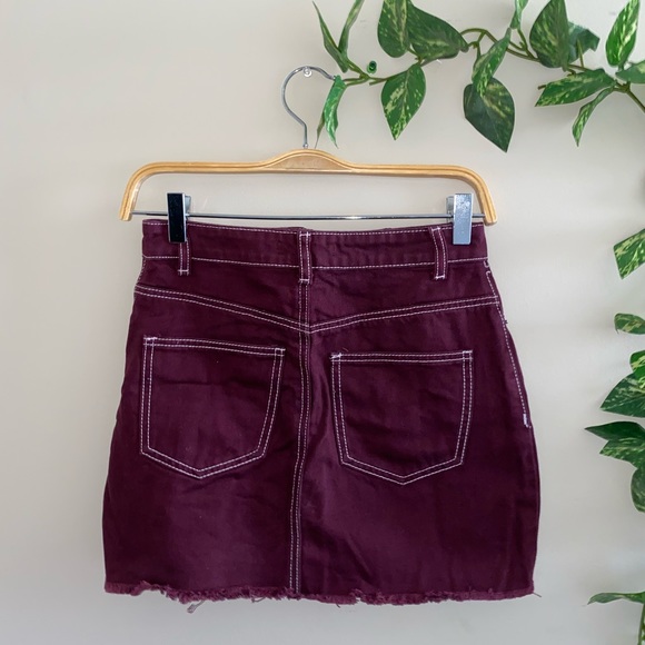 Burgundy contrast stitching denim skirt - Picture 2 of 2